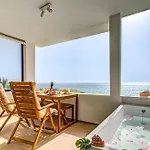Beautiful Sea View *