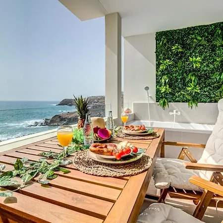 Apartment Beautiful Sea View