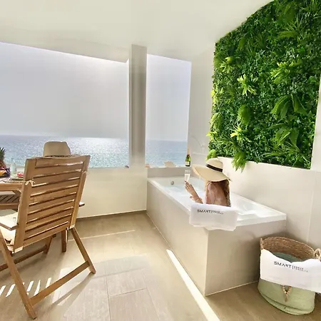 Beautiful Sea View Apartament *