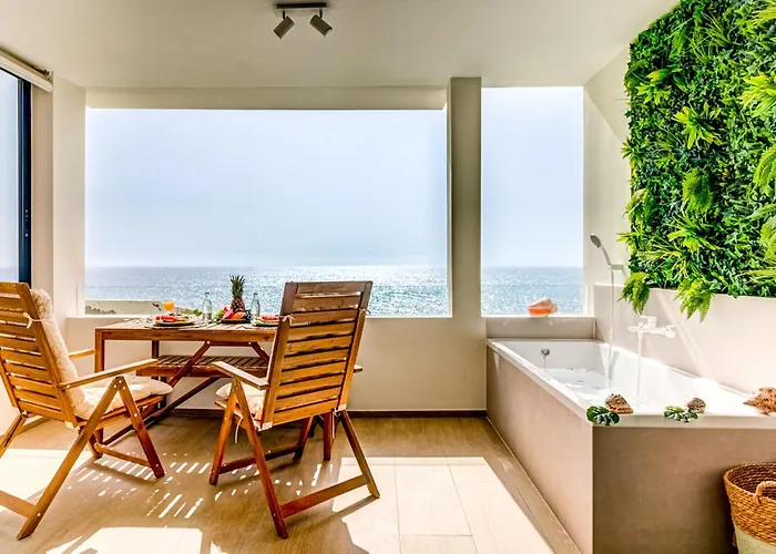 Apartment Beautiful Sea View