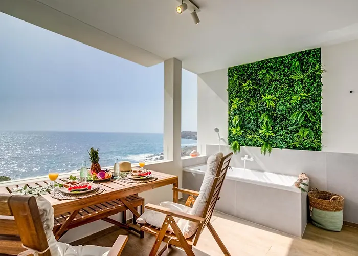 Beautiful Sea View Apartman *